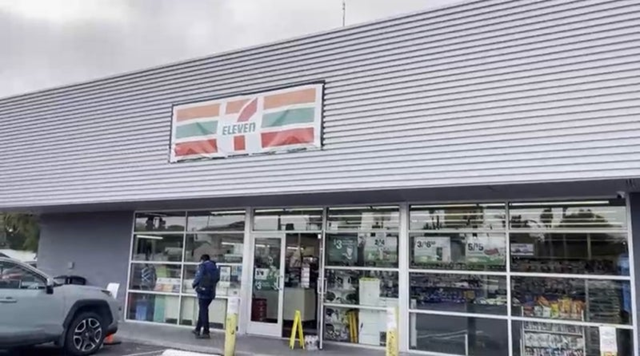 ロサンゼルス,ラスベガスストリップ,フリーウェイ15,レンタカー,セブンイレブン,宝くじ,パワーボール,ホースシューホテル,マイケルジャクソンワン,MGMタップスポーツバー