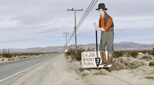 ロサンゼルス,ラスベガスストリップ,フリーウェイ15,レンタカー,セブンイレブン,宝くじ,パワーボール,ホースシューホテル,マイケルジャクソンワン,MGMタップスポーツバー