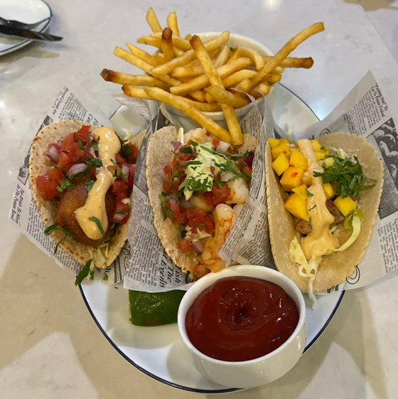 la,lax,ハーツレンタカー,ロサンゼルス,ラスベガス,サンタモニカピア,ミッドウィルシャー,グリフィス天文台