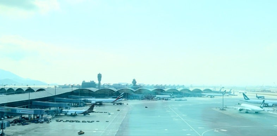 マカオ,カジノ,ラスベガス,タイパ港,タイパフェリーターミナル,空港税,香港空港,ターボジェット,センチュリオン,スカイブリッジ,JAL機内食,リゾートカジノ