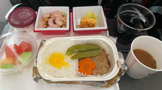 マカオ,カジノ,ラスベガス,タイパ港,タイパフェリーターミナル,空港税,香港空港,ターボジェット,センチュリオン,スカイブリッジ,JAL機内食,リゾートカジノ